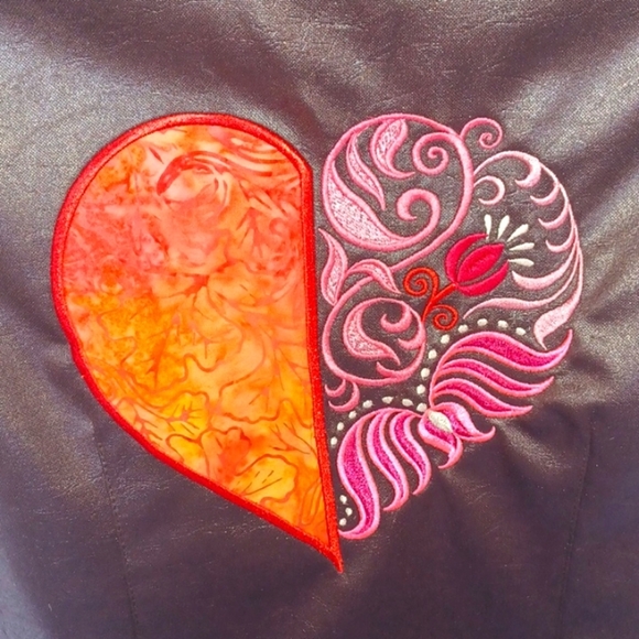 VINTAGE Farouche Faux Leather Vest, Size 10, embroidered,  quilted - Picture 4 of 8